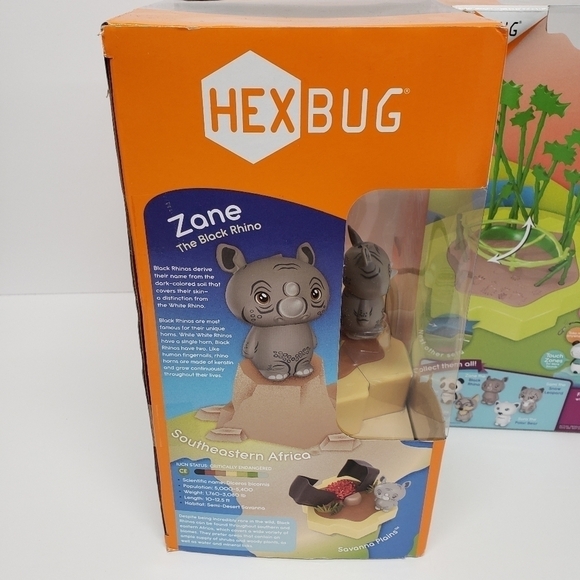 Hexbug Lot of 2 Lil Nature Babies Panda Rhinoceros Animal Playsets - Picture 4 of 9